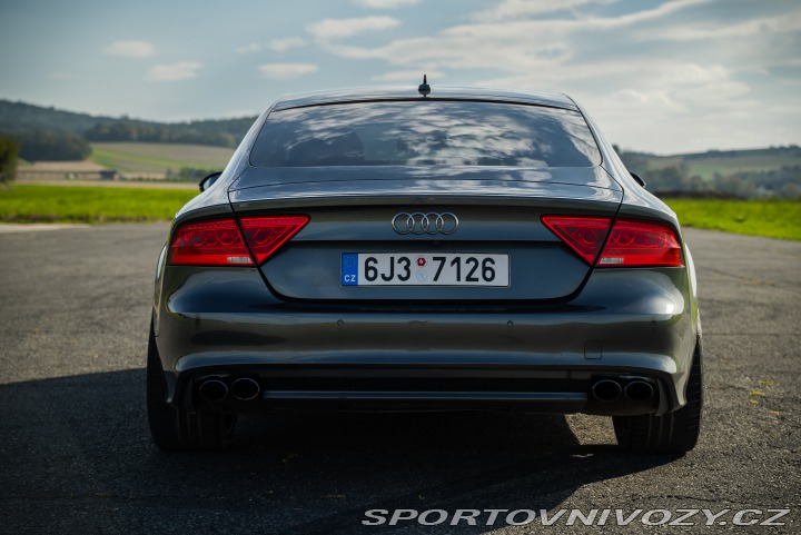 Audi A7 3.0 TFSI S7 look 2012