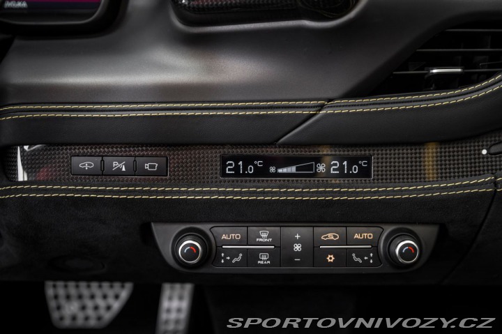 Ferrari F8 Spider/Gaillo Triplo Stra 1800