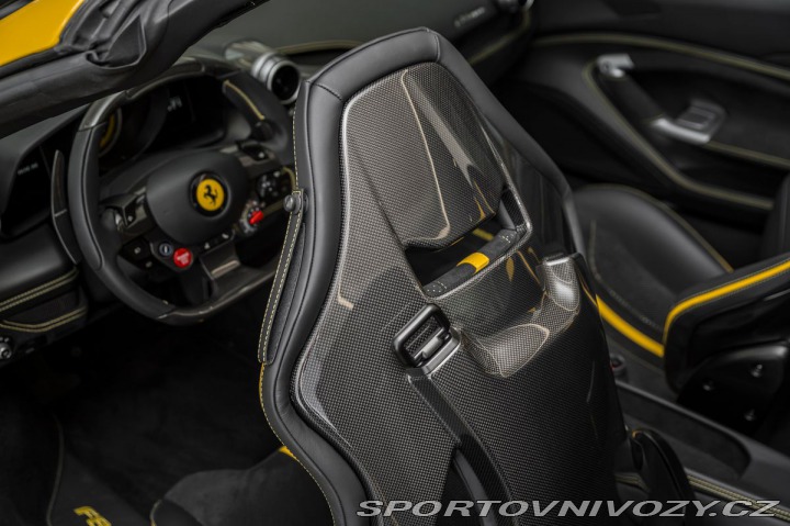 Ferrari F8 Spider/Gaillo Triplo Stra 1800