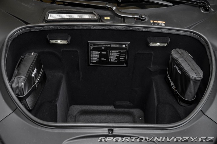 Ferrari F8 Spider/Gaillo Triplo Stra 1800