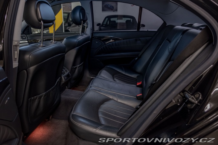 Mercedes-Benz E 55 AMG kompresor (W211) 2004