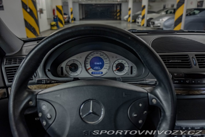 Mercedes-Benz E 55 AMG kompresor (W211) 2004