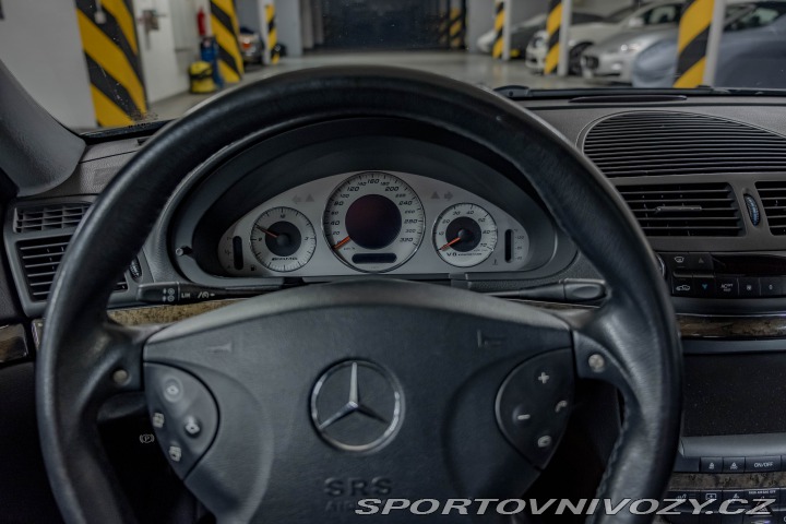 Mercedes-Benz E 55 AMG kompresor (W211) 2004