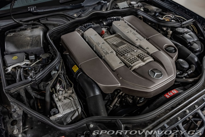 Mercedes-Benz E 55 AMG kompresor (W211) 2004