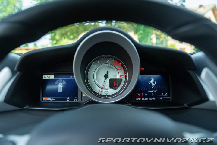 Ferrari 488 GTB 70° ANNIVERSARIO TAILOR MADE COLLECT 2017