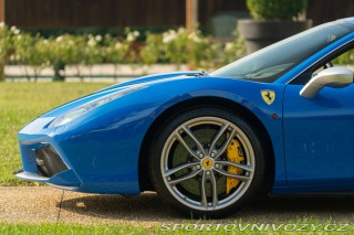 Ferrari 488 GTB 70° ANNIVERSARIO TAILOR MADE COLLECT 2017