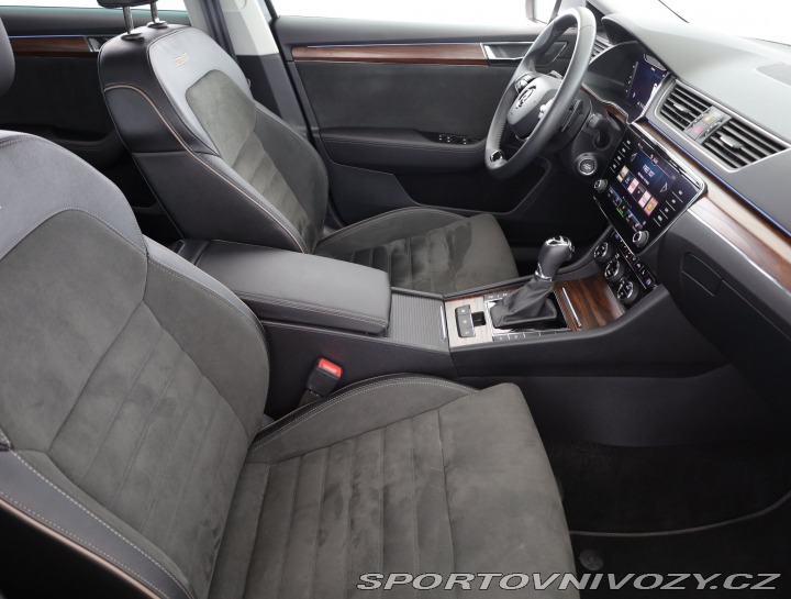 Škoda Superb Scout 2.0 TSI 2023