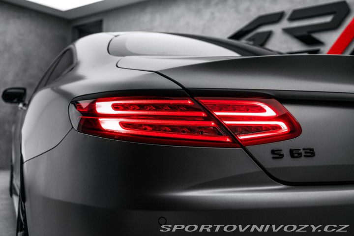 Mercedes-Benz S 4Matic Coupe 2015