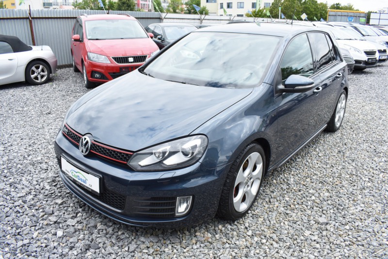 Volkswagen Golf GTI