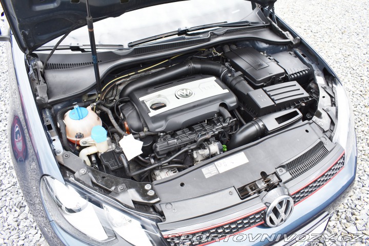 Volkswagen Golf GTI 2011