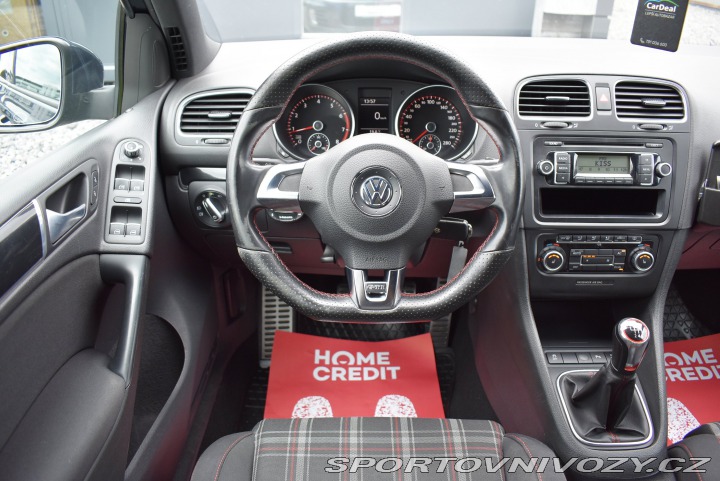 Volkswagen Golf GTI 2011