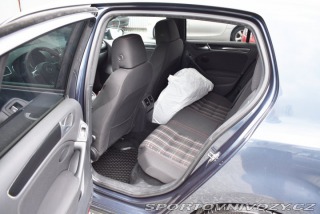 Volkswagen Golf GTI 2011