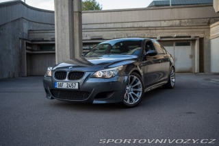 BMW M5  2006