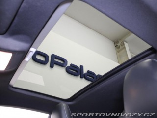 Audi RS5 4,2 V8 331kW B&O 1.ma 2011