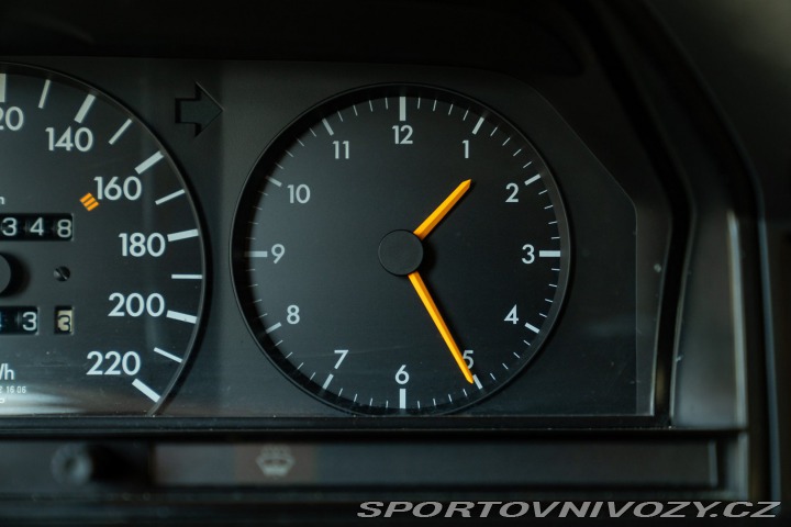 Mercedes-Benz E 190 E 1987