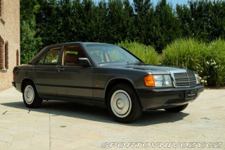 Mercedes-Benz E 190 E 1987