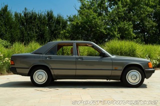 Mercedes-Benz E 190 E 1987