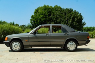 Mercedes-Benz E 190 E 1987