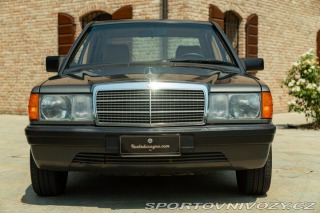 Mercedes-Benz E 190 E 1987