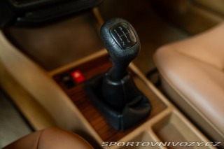 Mercedes-Benz E 190 E 1987