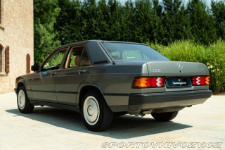 Mercedes-Benz E 190 E 1987