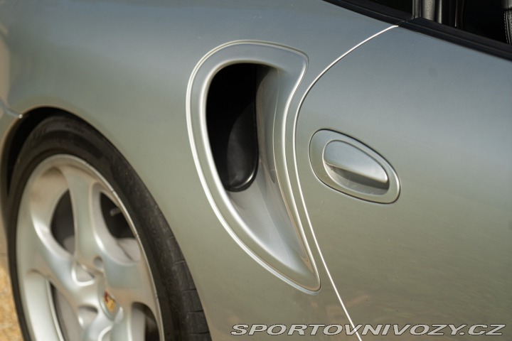 Porsche 911 996 (911) GT2 2002