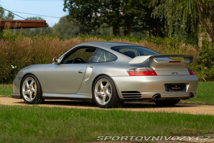 Porsche 911 996 (911) GT2 2002