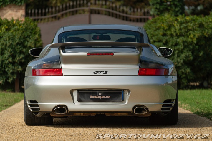 Porsche 911 996 (911) GT2 2002