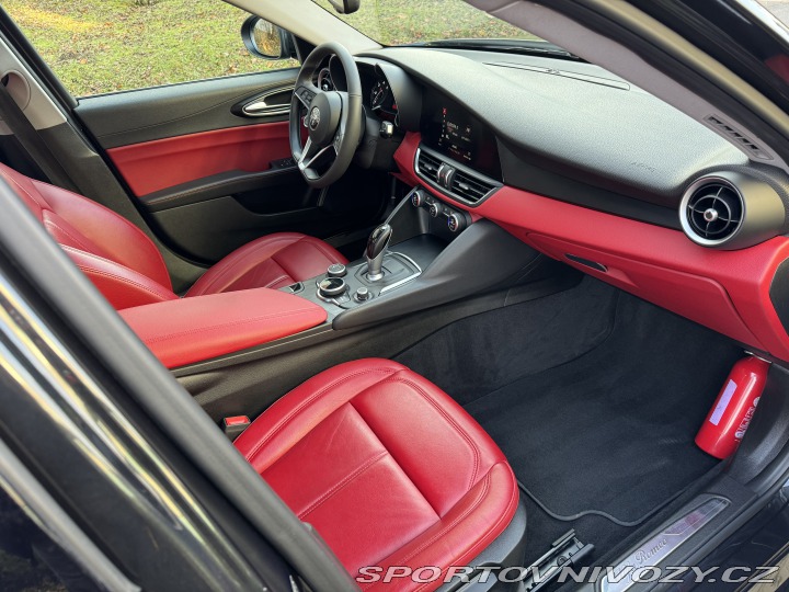 Alfa Romeo Giulia 2.2 jTDm Super Business 2018