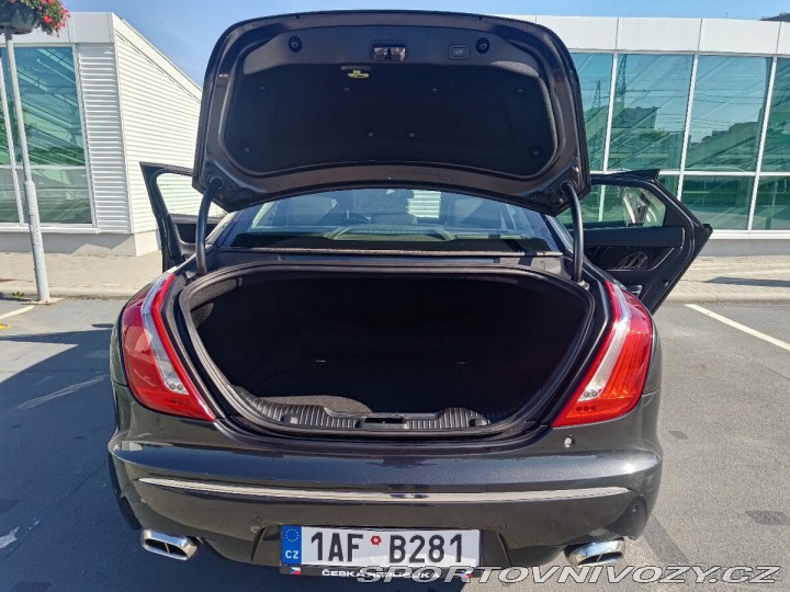 Jaguar XJ 3.0 D V6 Premium Luxur 2015