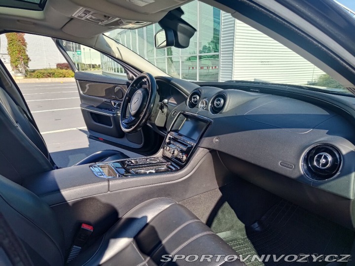 Jaguar XJ 3.0 D V6 Premium Luxur 2015