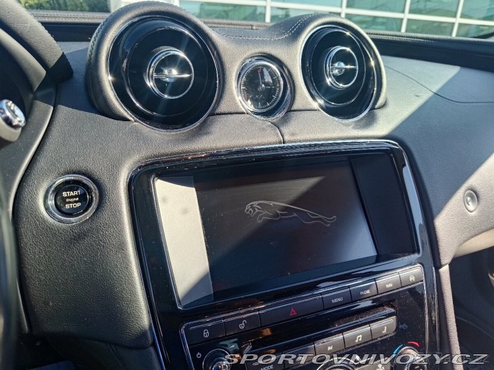 Jaguar XJ 3.0 D V6 Premium Luxur 2015