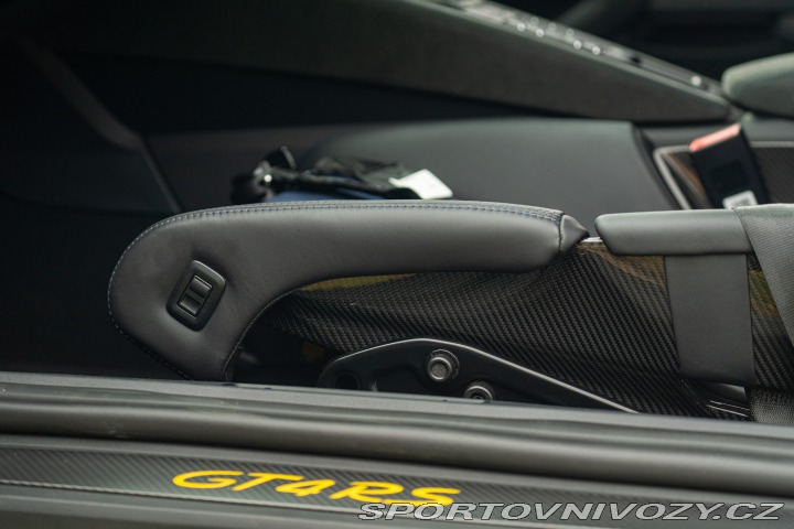 Porsche 718 CAYMAN GT4 RS “weissach” 2024