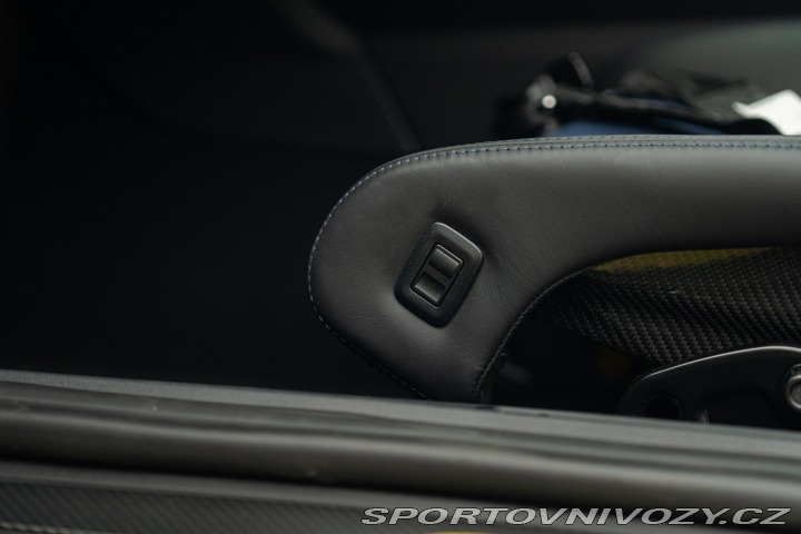 Porsche Cayman 718 GT4 RS “weissach” 2024