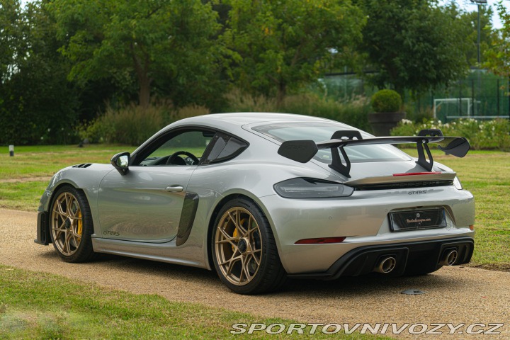 Porsche 718 CAYMAN GT4 RS “weissach” 2024