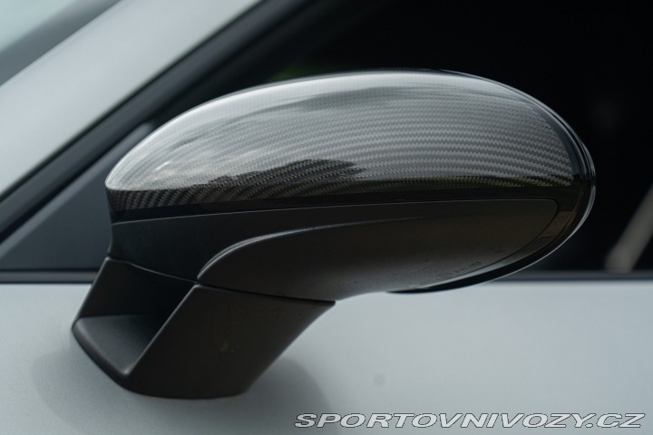 Porsche 718 CAYMAN GT4 RS “weissach” 2024