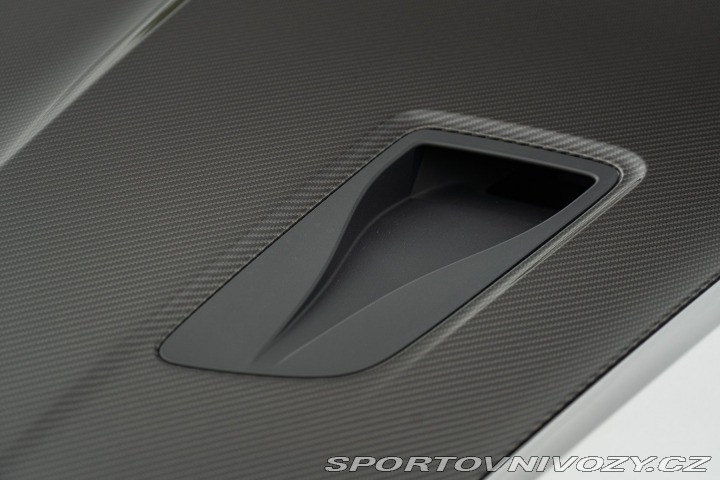 Porsche 718 CAYMAN GT4 RS “weissach” 2024