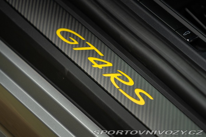 Porsche 718 CAYMAN GT4 RS “weissach” 2024