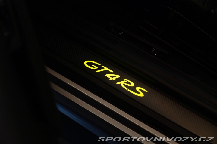 Porsche 718 CAYMAN GT4 RS “weissach” 2024