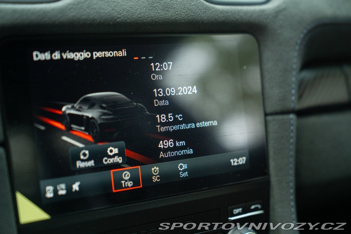 Porsche 718 CAYMAN GT4 RS “weissach” 2024