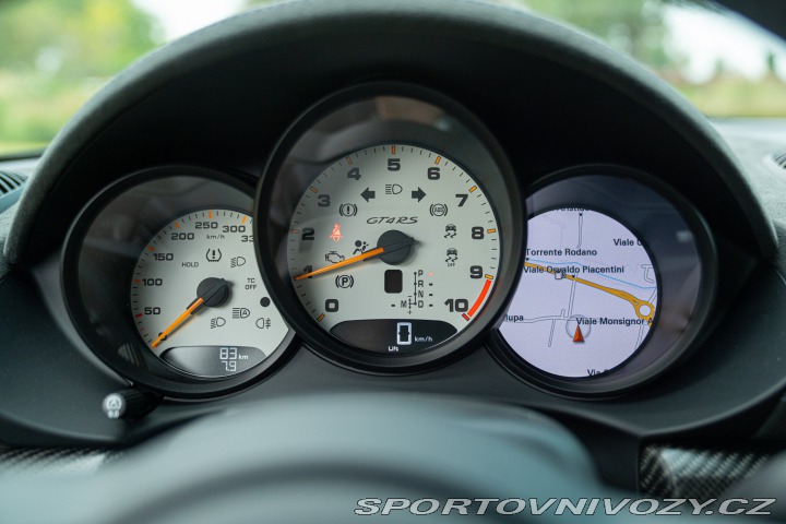 Porsche 718 CAYMAN GT4 RS “weissach” 2024