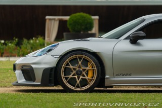 Porsche Cayman 718 GT4 RS “weissach” 2024