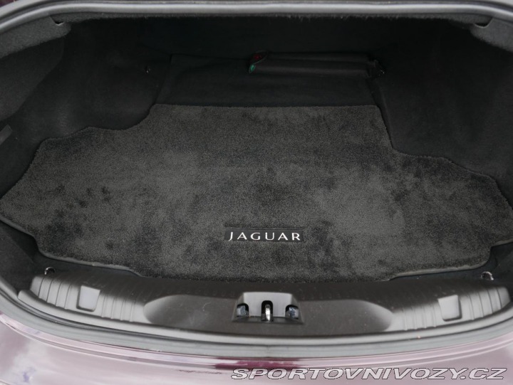 Jaguar XF 3,0 V6 4x4 Premium Automa 2013