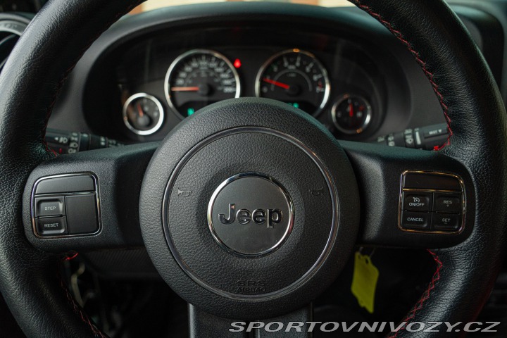 Ostatní značky Ostatní modely Jeep WRANGLER JKU 2014