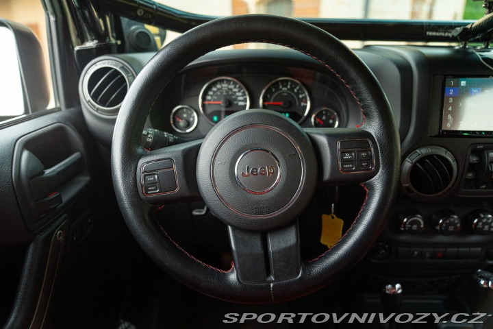 Ostatní značky Ostatní modely Jeep WRANGLER JKU 2014