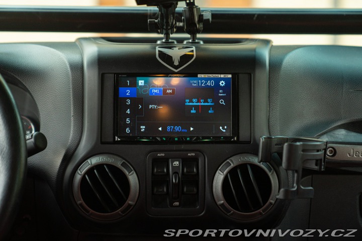 Ostatní značky Ostatní modely Jeep WRANGLER JKU 2014