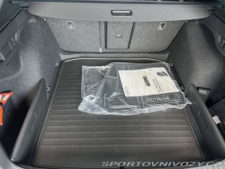 Škoda Ostatní modely Octavia Combi Sportline 2024