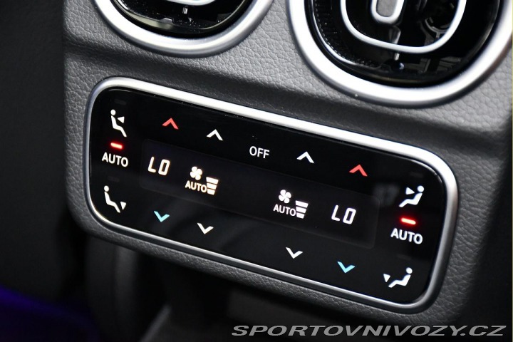 Mercedes-Benz C 400e 4M HYBRID PANO ZÁRUK 2023