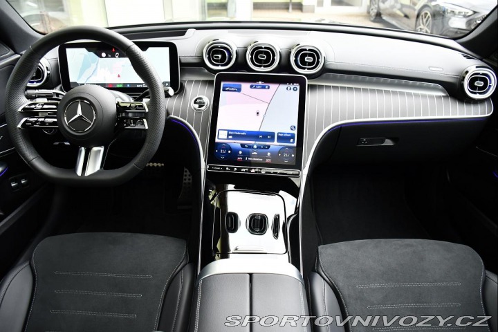 Mercedes-Benz C 400e 4M HYBRID PANO ZÁRUK 2023