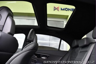 Mercedes-Benz C 400e 4M HYBRID PANO ZÁRUK 2023